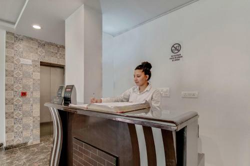 Hotel Collection O 16840 Skyheight Residency