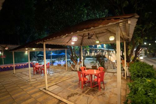 Hotel The Visava Resort ( Garden And Lawn )
