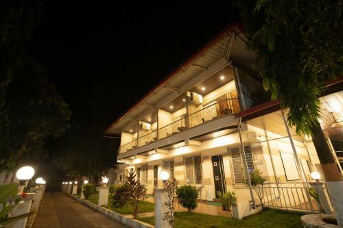 Hotel The Visava Resort ( Garden And Lawn )