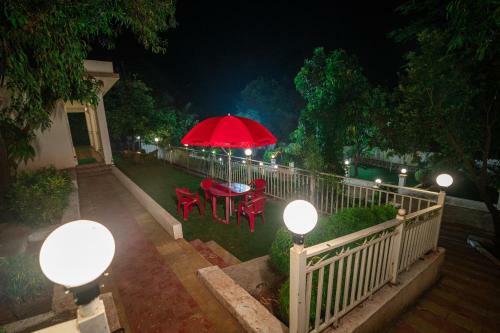 Hotel The Visava Resort ( Garden And Lawn )