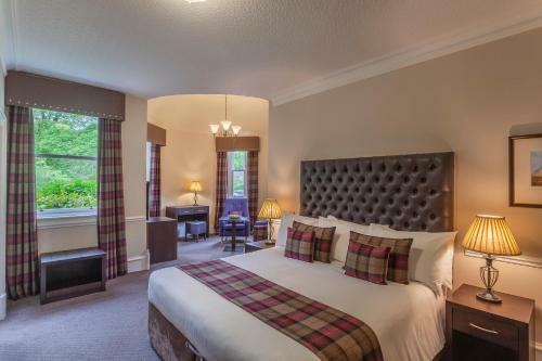 Cuillin Hills Hotel(.)