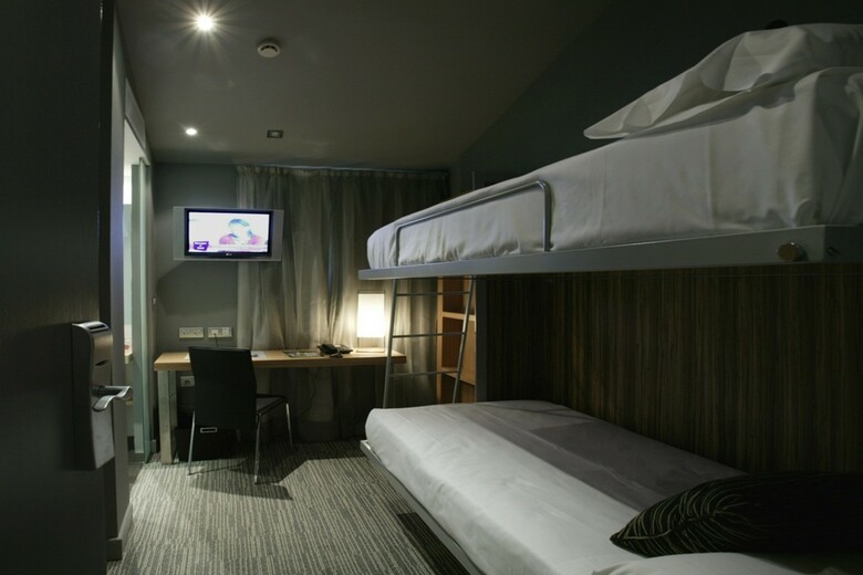 Hotel Petit Palace Tres Cruces