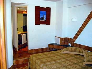 Hotel Pedras D'el Rei