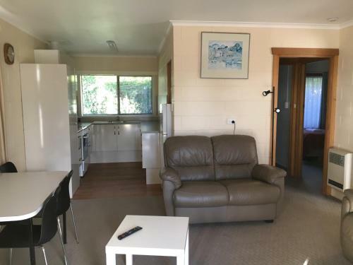 Willaway Motel Apartments