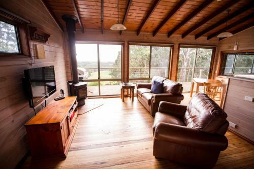 Lodge Southern Anchorage Retreat