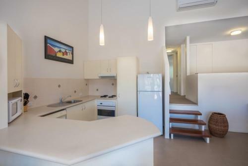 Hotel Peregian Court Resort