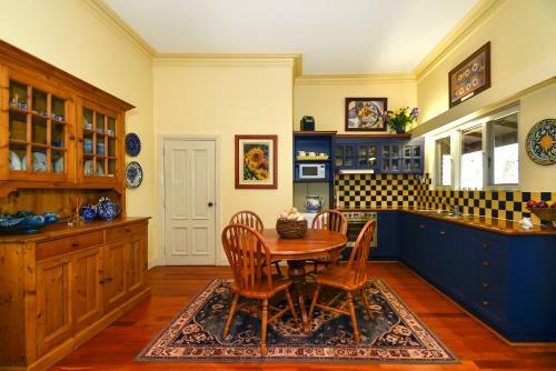 Hostal Ford House Retreat
