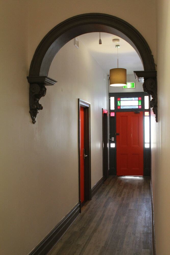 Albergue Haus Accommodation