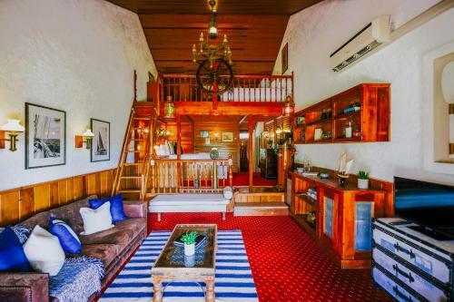 Casuarina Motel Suites