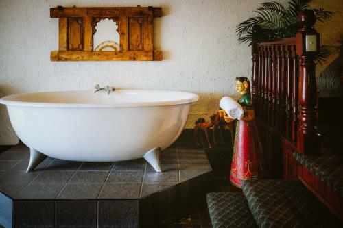 Casuarina Motel Suites
