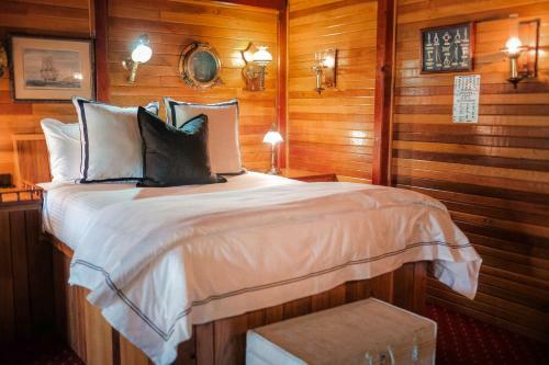 Casuarina Motel Suites