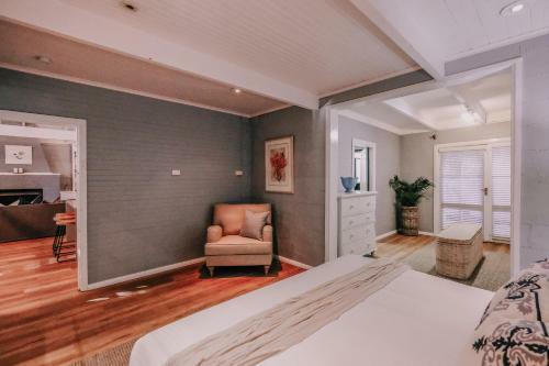Casuarina Motel Suites