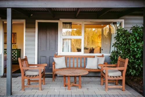 Casuarina Motel Suites