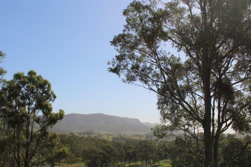 Hostal Elfin Hill Country Accommodation