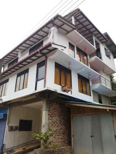 Abeyrathna Home Stay