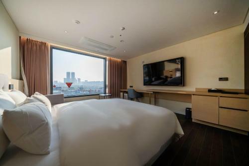 H1 Hotel