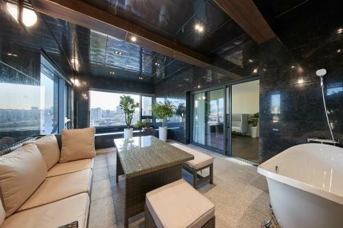 H1 Hotel