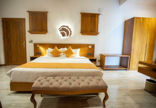 Hotel Beacon By The Bay - 05 Bed Room Luxury Villa