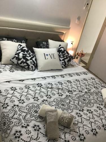 Yitshak Sadeh St. Apartment