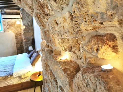 Unique Crusader Apartment In Old Acre