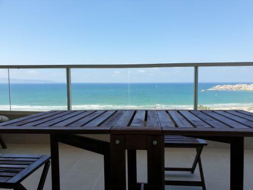 Apartamento Beachfront Gallery
