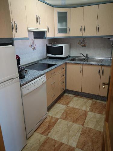 Apartamento Primera L�nea De Playa. C�ntrico Y Soleado.