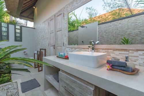 Hotel Inbalance Resort