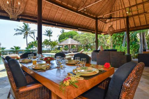 Villa Lotus Dencarik