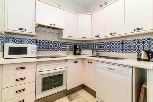 Well-located 3bdr Apartment In Fuengirola