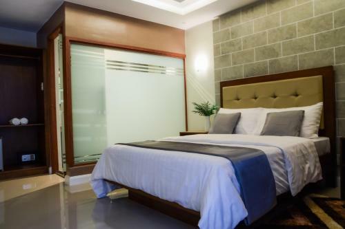 Hotel Panglao Alona Suites