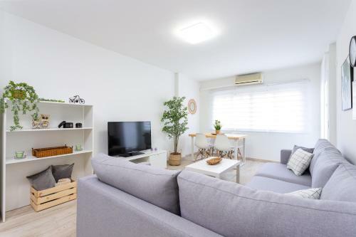 Arena Apartment By Ghr Rentals
