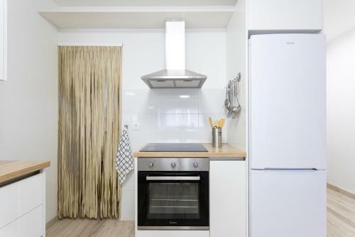 Arena Apartment By Ghr Rentals