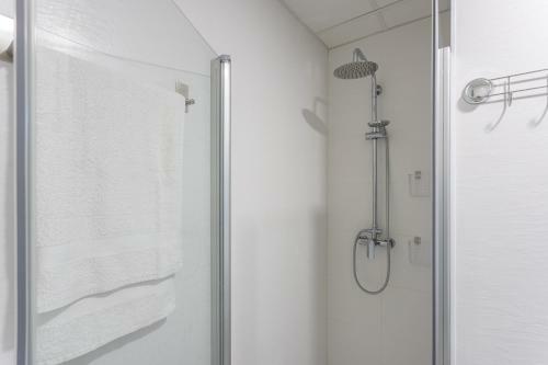 Arena Apartment By Ghr Rentals