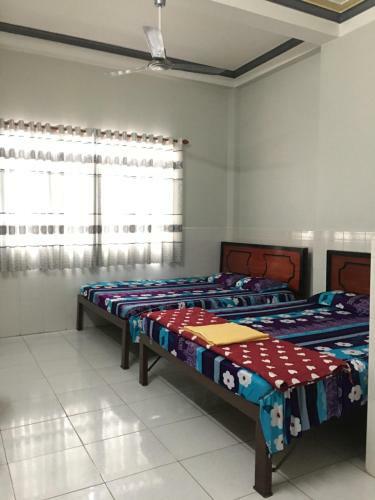 Bed & Breakfast Nh� Ngh? Ho�ng Long