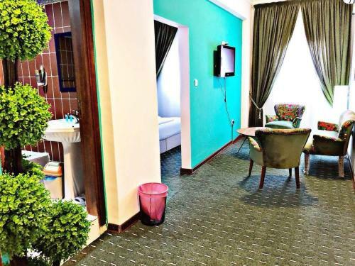 Hali Hotel