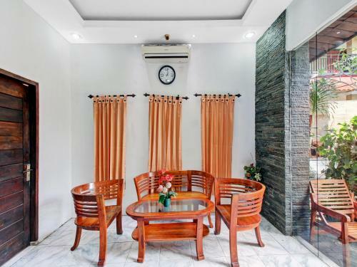 Oyo 90672 Balakosa Hotel