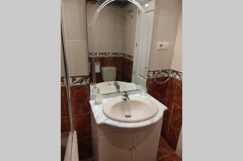 Apartamento En Urbanizaci�n Primera L�nea de Playa