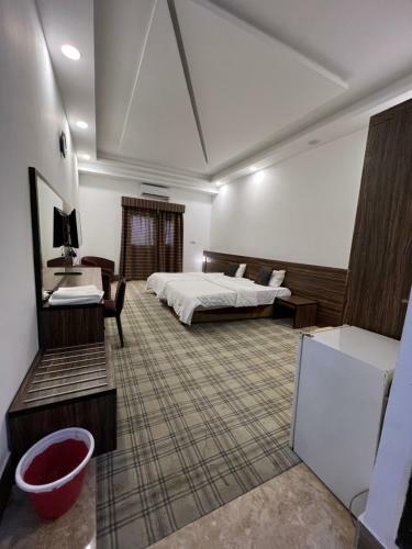 Jerash Star Hotel
