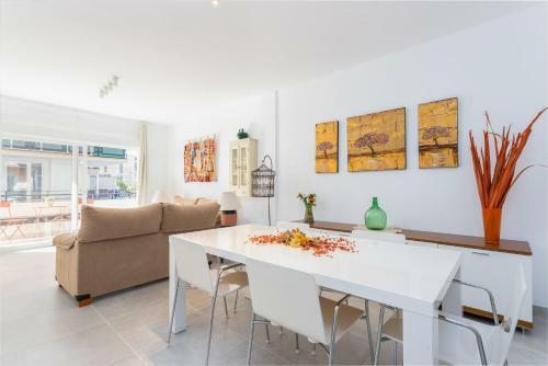 Fuengirola Puerto Apartment By Ghr Rentals