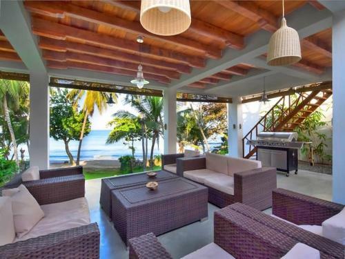 Paradise Cove Villa