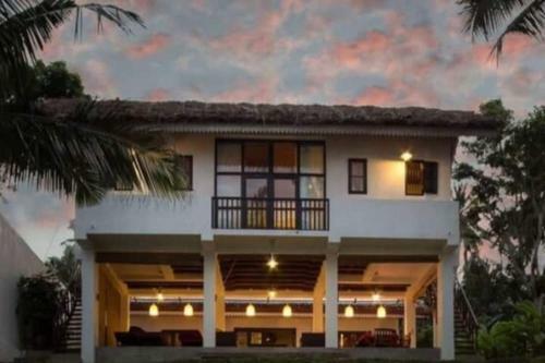 Paradise Cove Villa