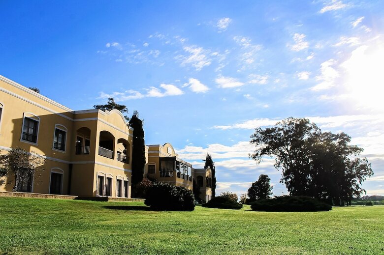 Hotel Wyndham Garden Lujan