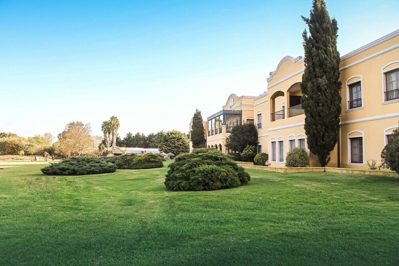 Hotel Wyndham Garden Lujan