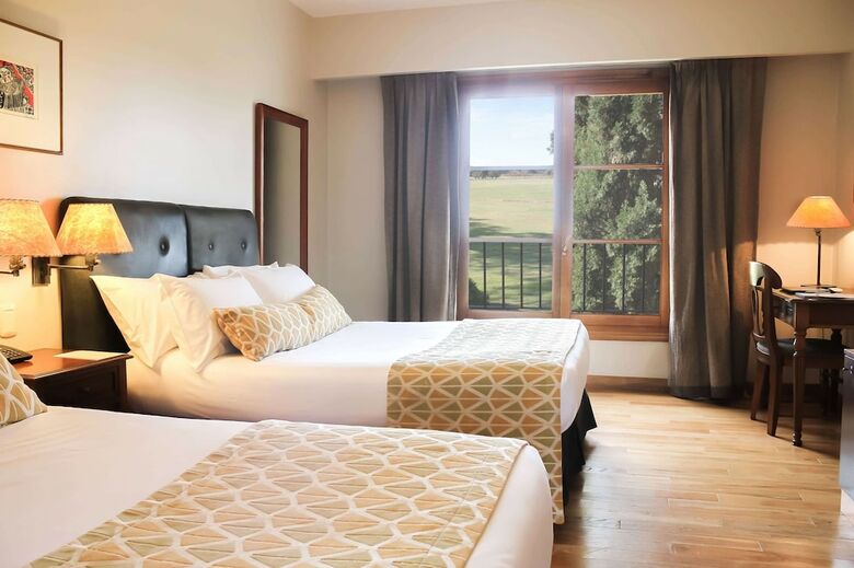 Hotel Wyndham Garden Lujan