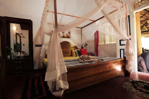Sand Dollar House, Hiriketiya