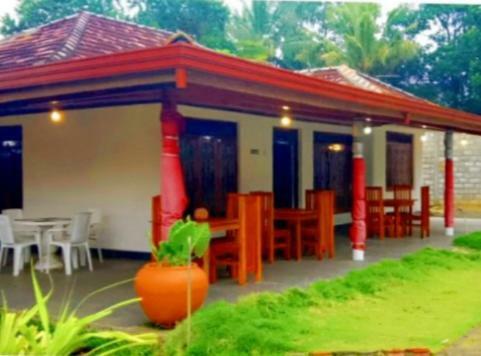 Bed & Breakfast Hiri Moon Villa