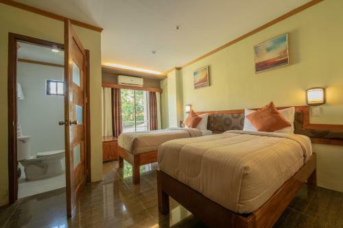 Rawis Resort Hotel And Restaurant