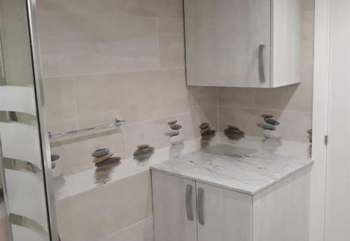 Pyr Studio Apartment