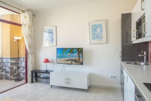 Stunning Marina View Apartment