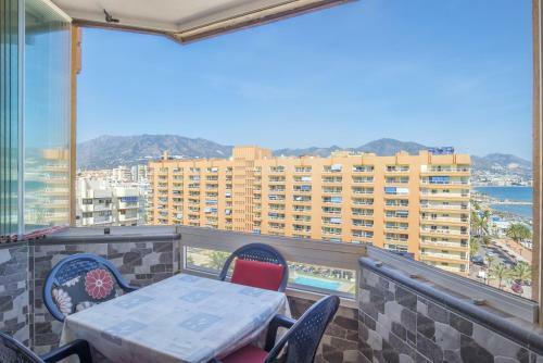 Stunning Marina View Apartment